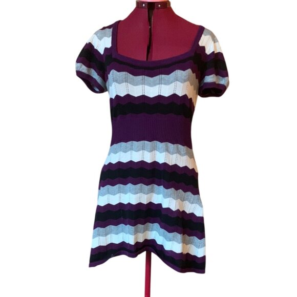 H&M - Delicate Knit Zig-Zag Striped Dress – Grey, White, Black & Purple Size M/L - Picture 1 of 10